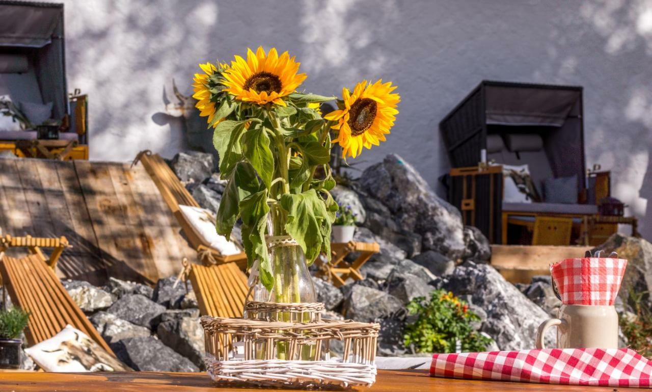 Zur Gluecklichen Kuh Hotel Oberstdorf Exterior photo