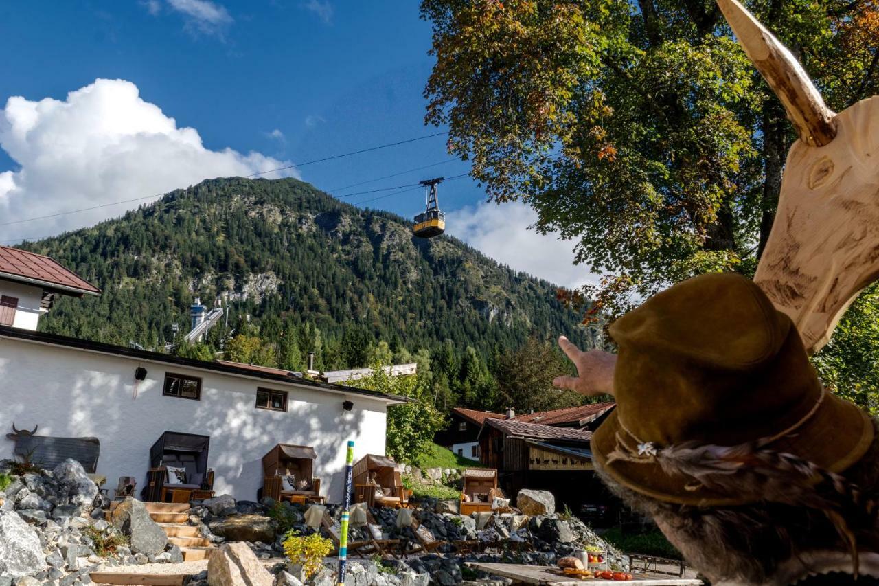 Zur Gluecklichen Kuh Hotel Oberstdorf Exterior photo