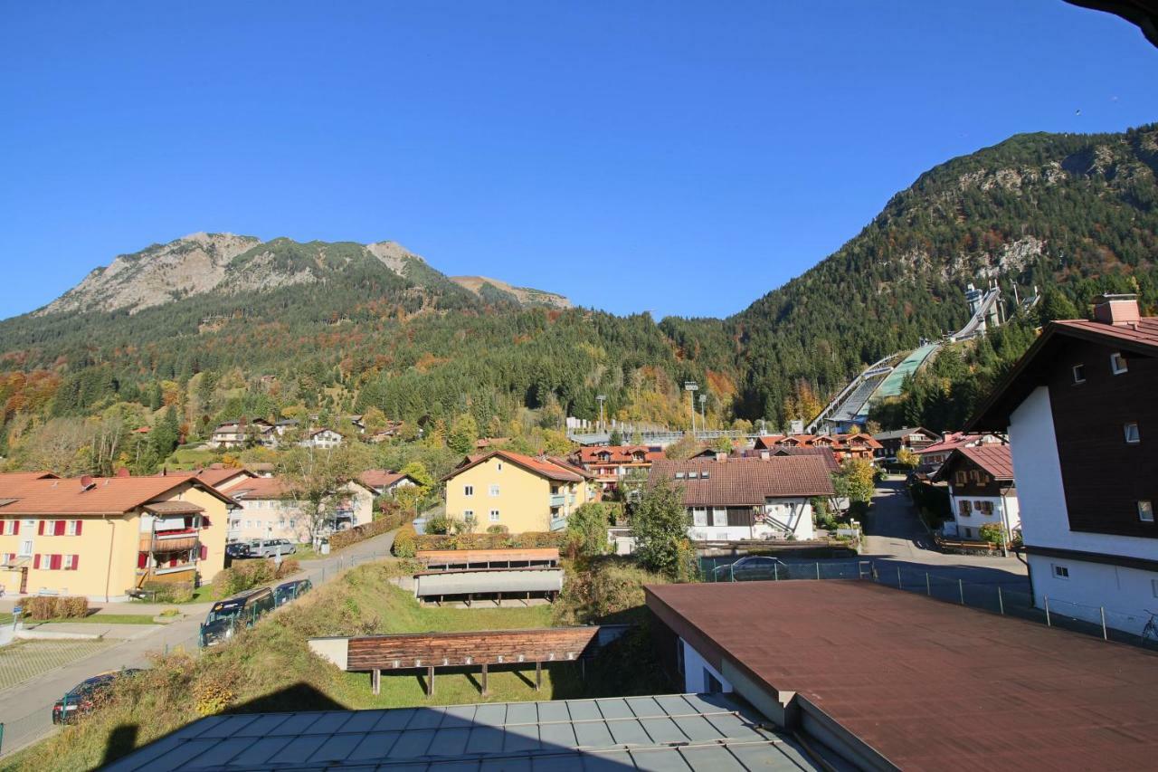 Zur Gluecklichen Kuh Hotel Oberstdorf Exterior photo