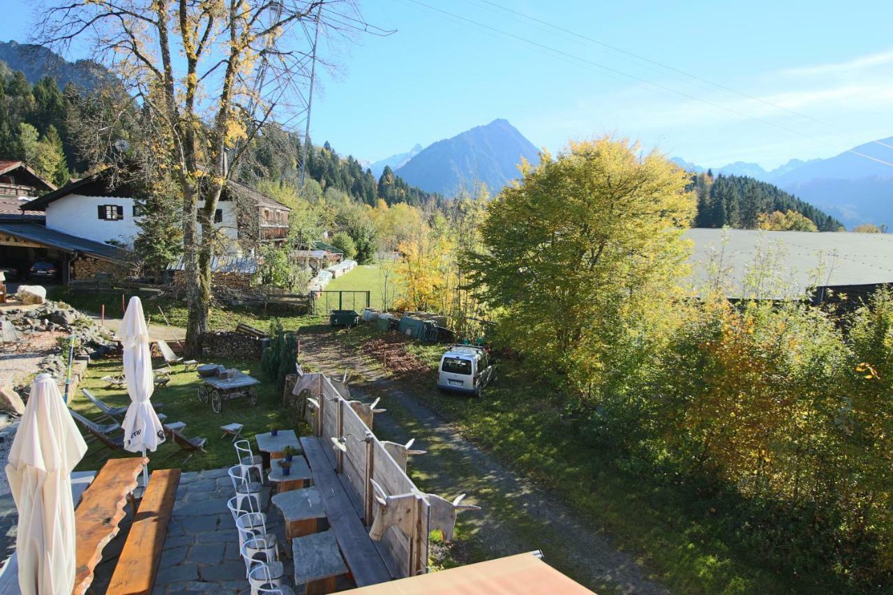 Zur Gluecklichen Kuh Hotel Oberstdorf Exterior photo